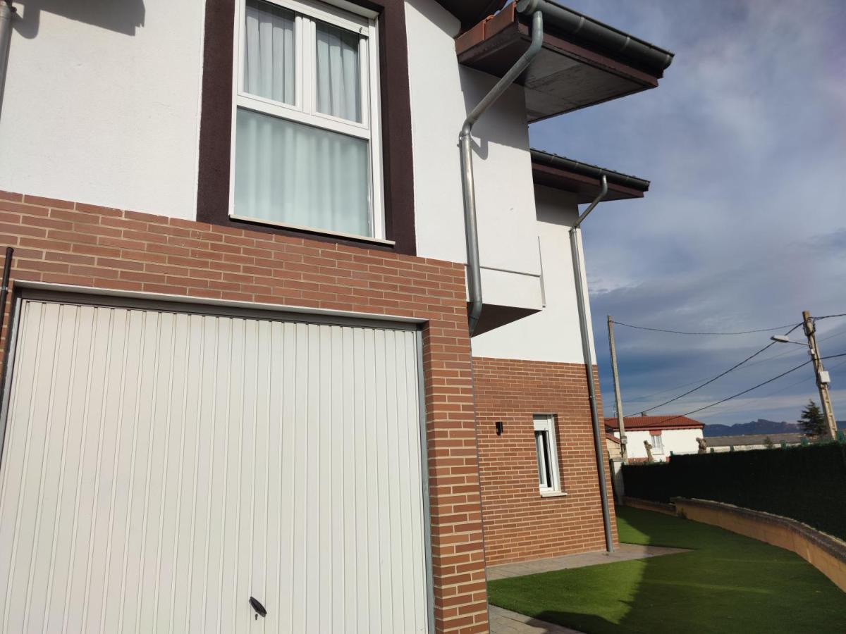 Chalet Con Amplio Jardin Casalarreina Eksteriør bilde